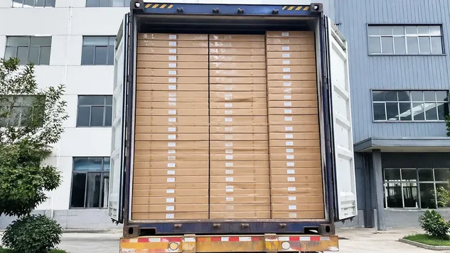 KD flat-pack office door sets loaded in 40HQ container