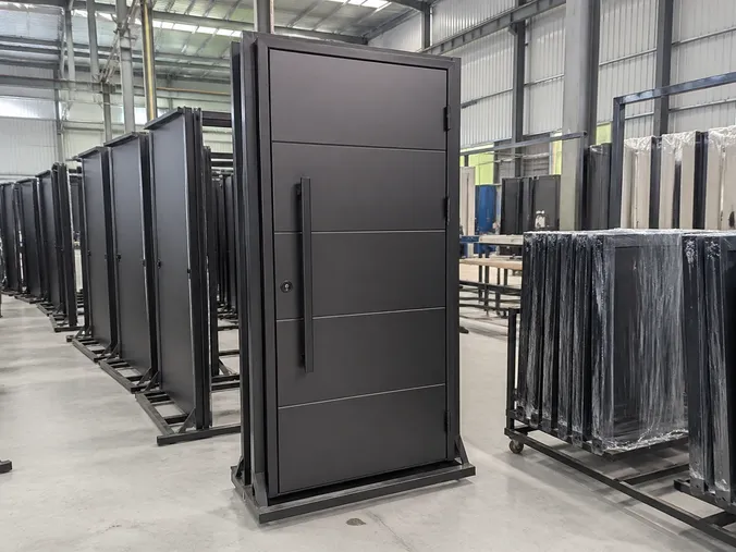 EUWOO steel front door — factory-direct B2B supply